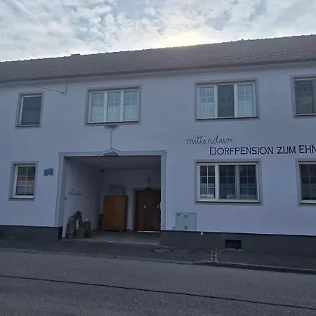 Bed & Breakfast Mittendrin 3*