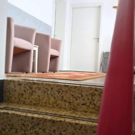 Bed & Breakfast Mittendrin Langenschonbichl