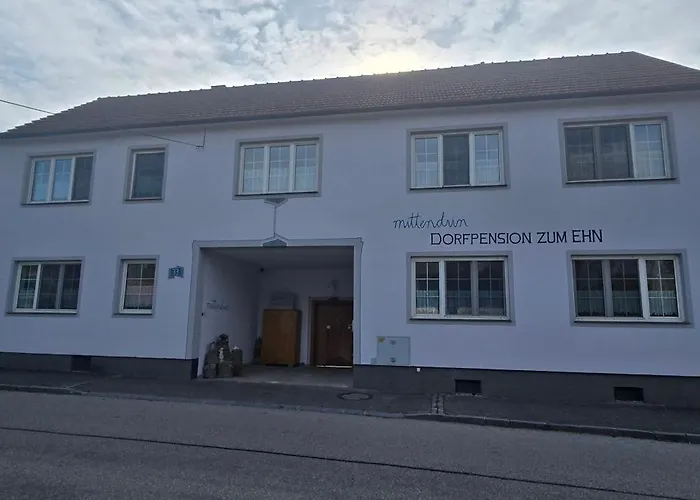 Bed & Breakfast Mittendrin 3*